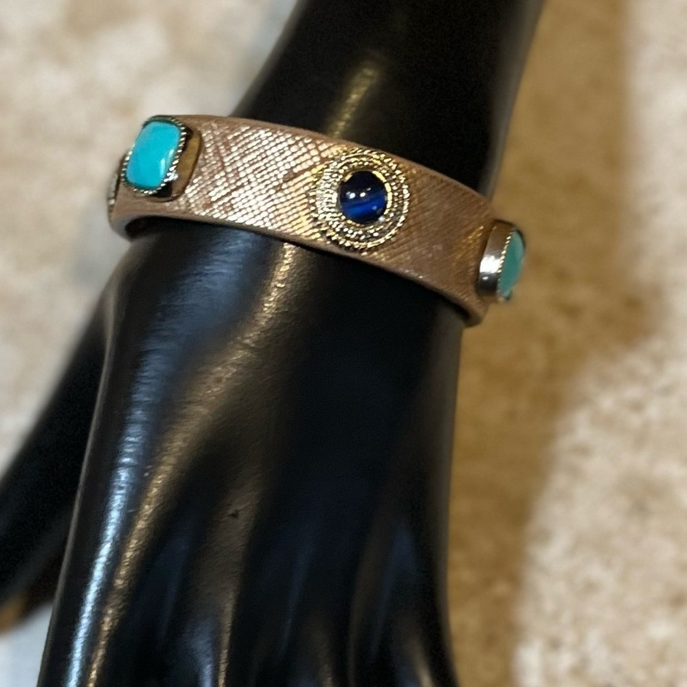 Gold Tone Leather Bracelet  NWOT